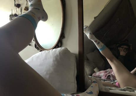 baddieve model adult pic