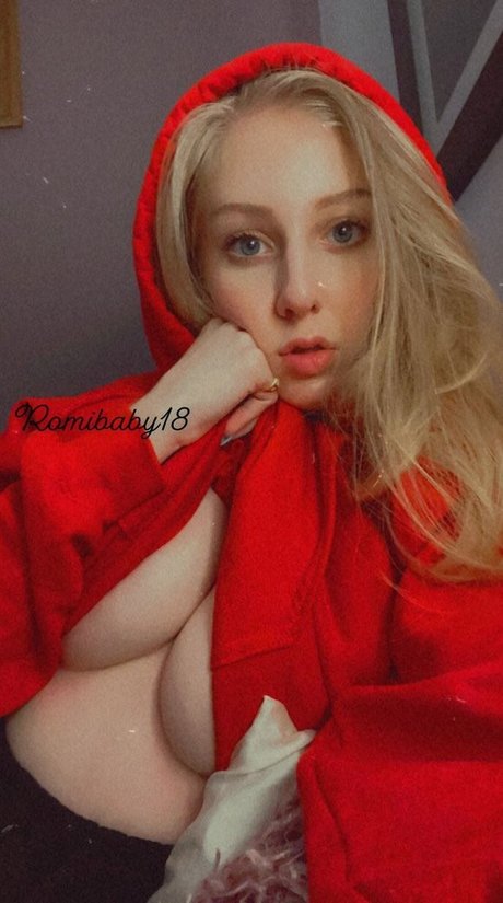 RomiBaby18 pornstar hot image