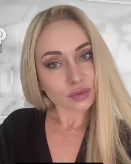 Annaka art actress img