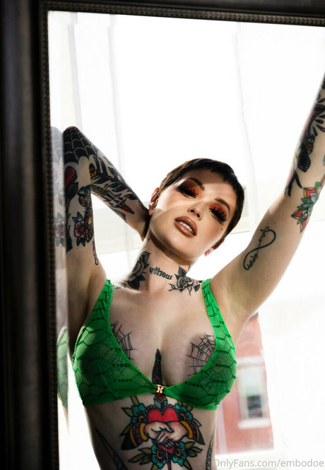 Embodoe star xxx galleries