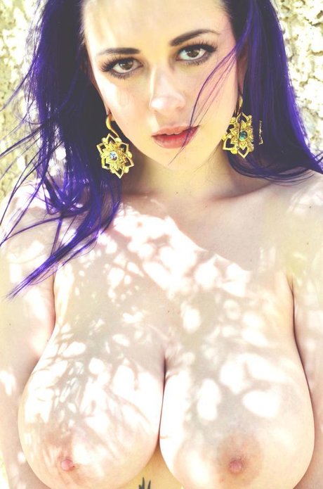 Larkin Love Profile pic