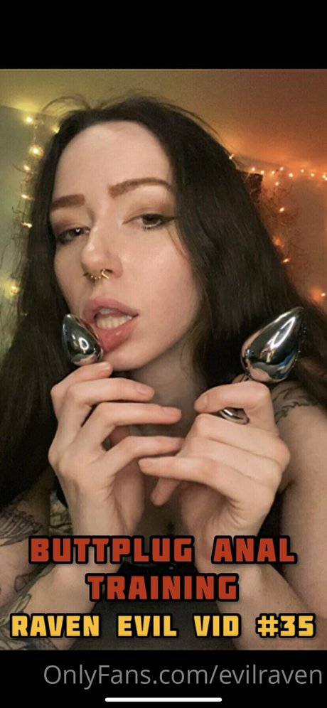 evilraven art actress pics