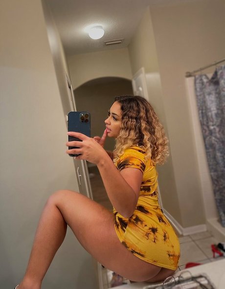 Stacia Darae star best images