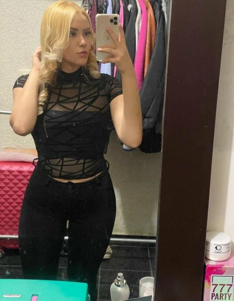 stephanie scarleth erotic pornstar photo