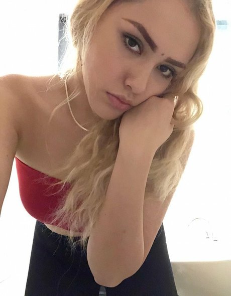 stephanie scarleth free pornstar img