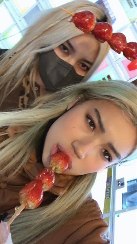 diakimeko free pornstar pic