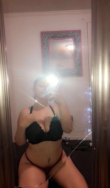 dessziiixx pretty star photo