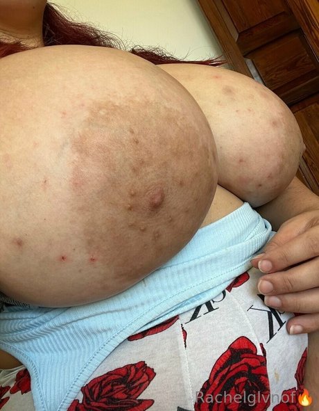 RachelGlvn exclusive star img