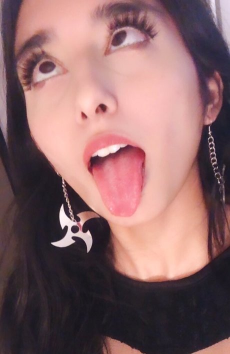 hinawynne xxx star pics