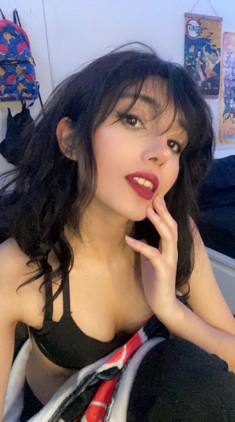 hinawynne perfect model images