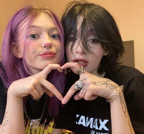 Ady Dark star hot photo