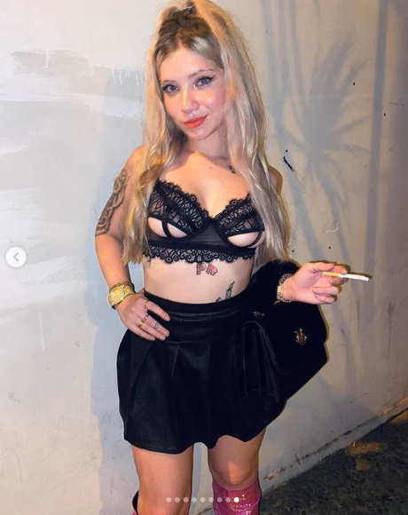 Abru naked pornstar picture