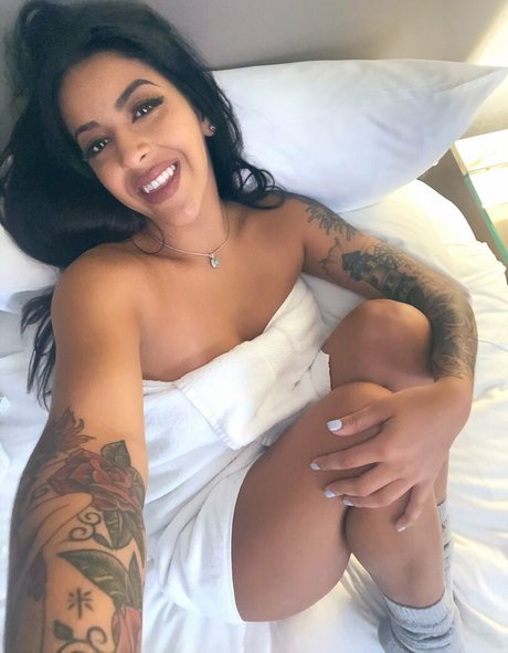 Mia Martinez pornstar sex pic