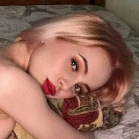 Simona Borb pornstar erotic img