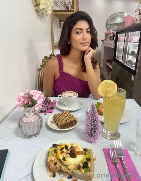 leonayla xxx pornstar archive