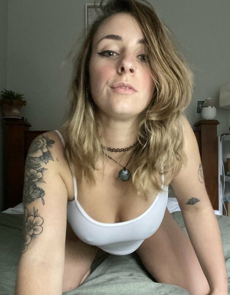 Maddie May free model pictures