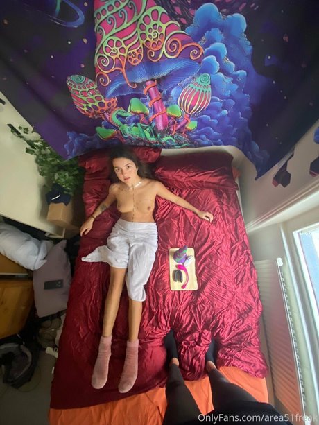 Area51Freak model exclusive pic