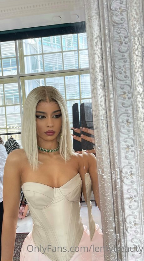 Lemy Beauty pornstar nude images