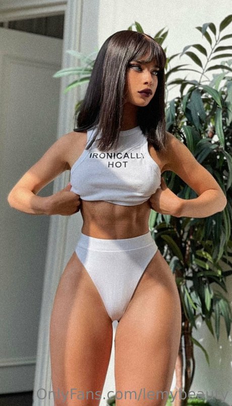 Lemy Beauty pornstar erotic image