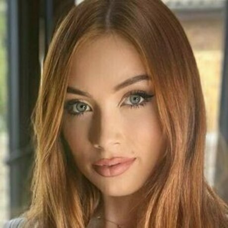 Darcy del Ray naked star img