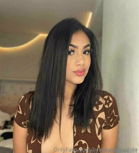 annykalif pretty actress photo