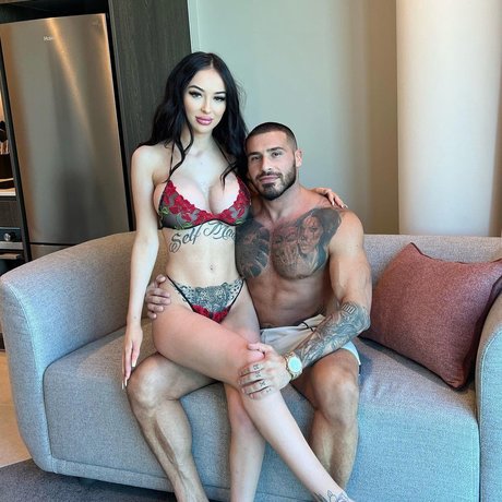 MR ICONIC pornstar exclusive pics