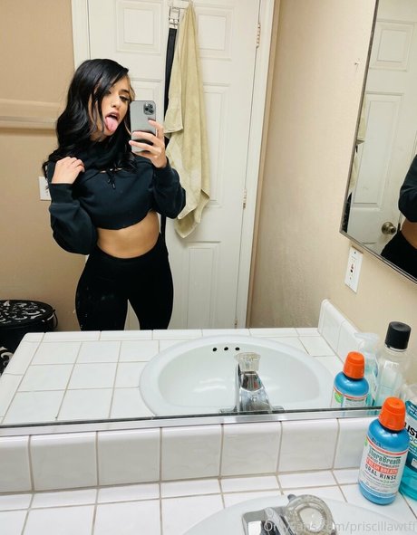 Priscillawtff free star photos