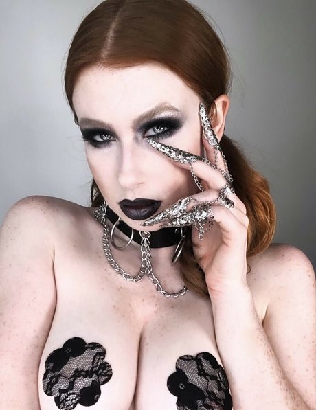 Abigale mandler star hd photo