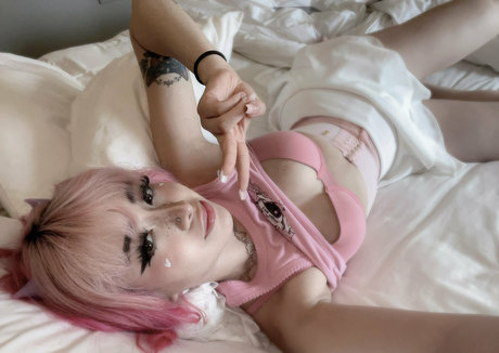 Ashounch free model pictures