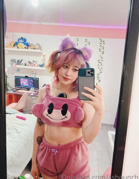 Ashounch star sexy image