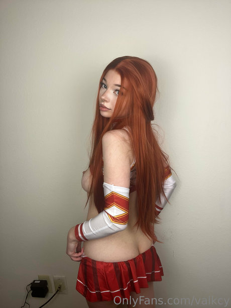 Valkcy adult actress photo