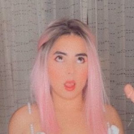 hollyoly nude star img