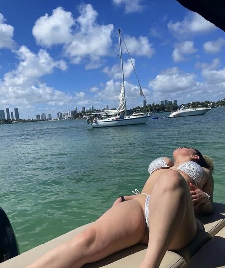 Domovelez nudes pornstar pics