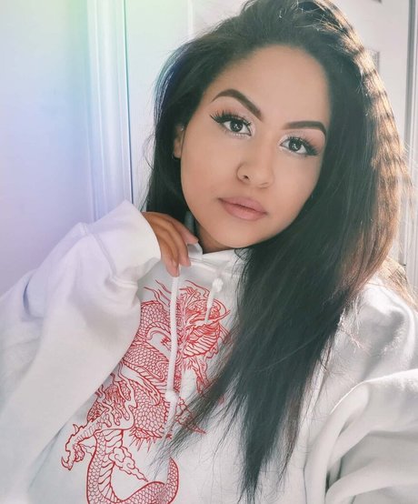 uilanibabe star erotic archive