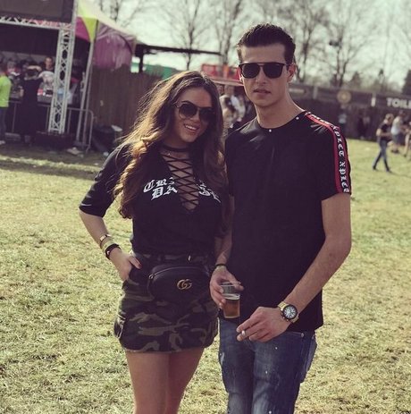 Nana Van Veghel sexy actress image