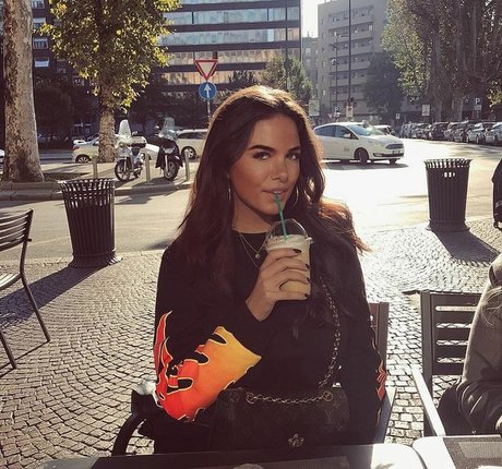 Nana Van Veghel pornstar image