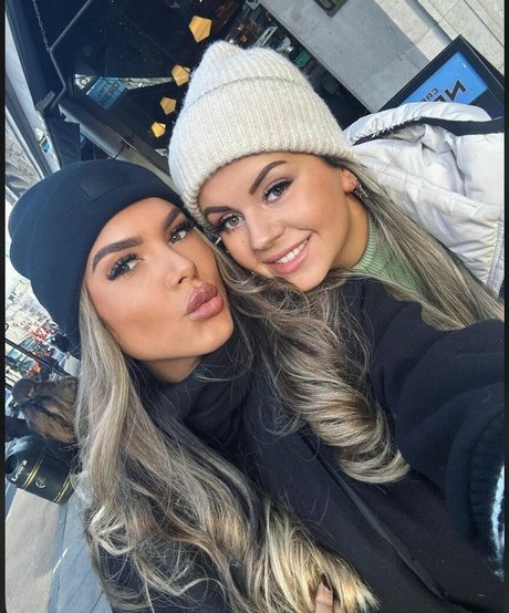 Nana Van Veghel sexy pornstar photos