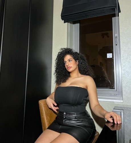 Anna Maria model galleries