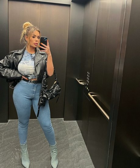 Lisa Amber naked actress pictures