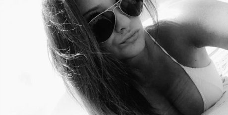 Dana S model free photo