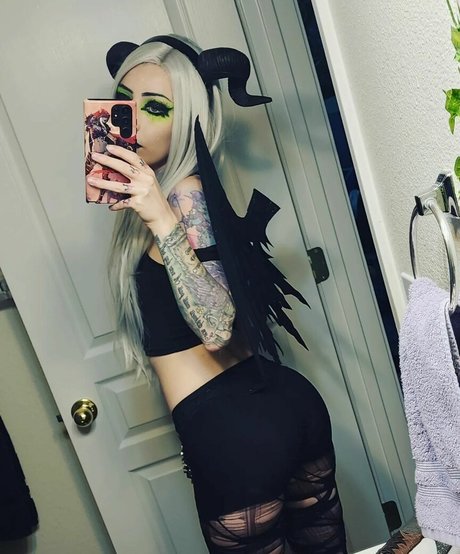 LadySurvival pornstar sex archive