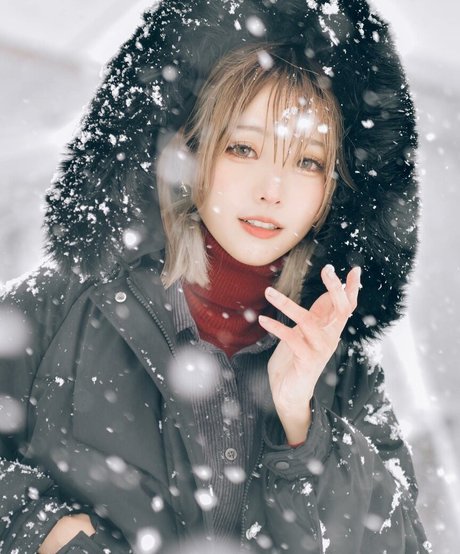 Ely Cosplay sex model archive