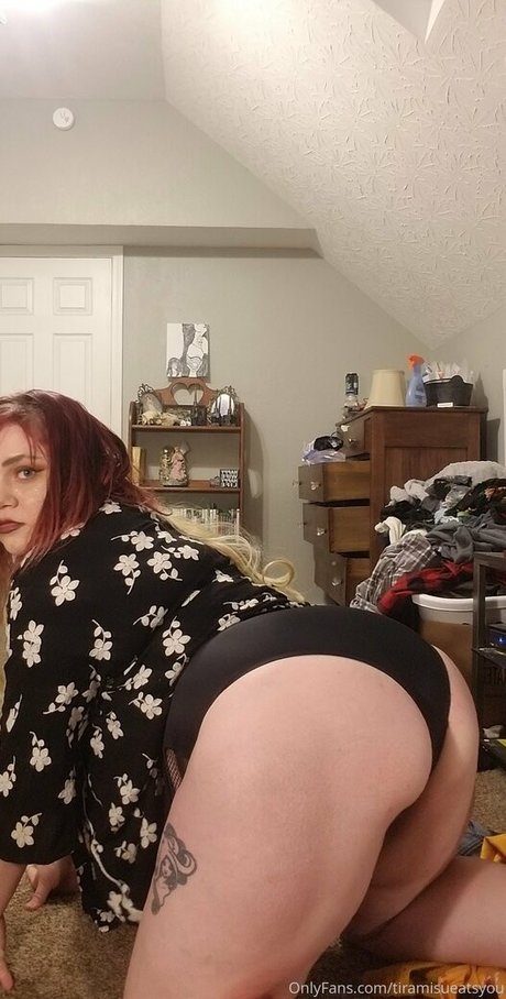 tiramisueatsyou nude actress img