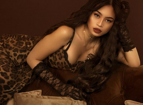 Imacarylx nude actress picture