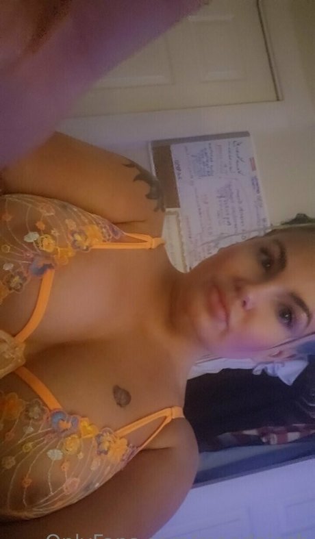 mandajosh naked actress images