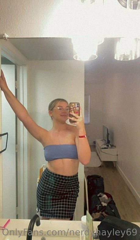 nerdyhayley69 model porn pictures