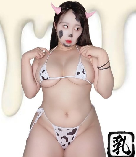 Milky Ueda pornstar picture