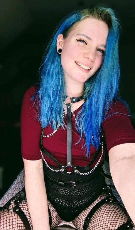 MermaidErin model porn images