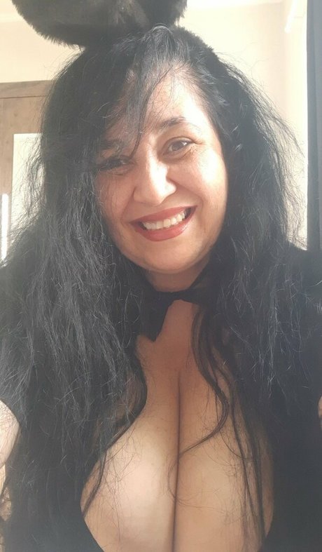 Paula Coelho model nudes image