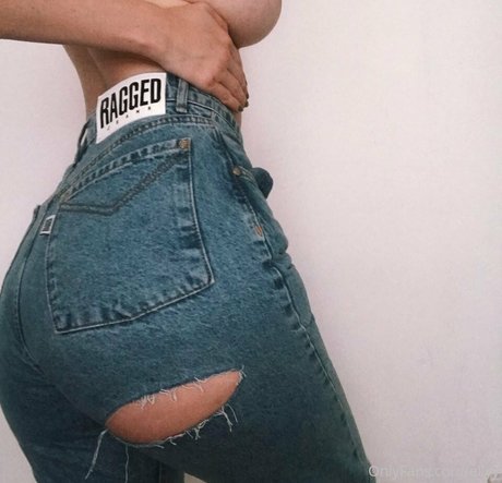 ellyy nudes pornstar images